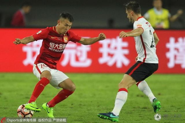 小因扎吉接着说：“皇家社会此前和巴萨和皇马也带来了麻烦，他们是一个强大的对手，有着出色的战术体系。